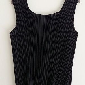Accordion pleated black pantsuit
